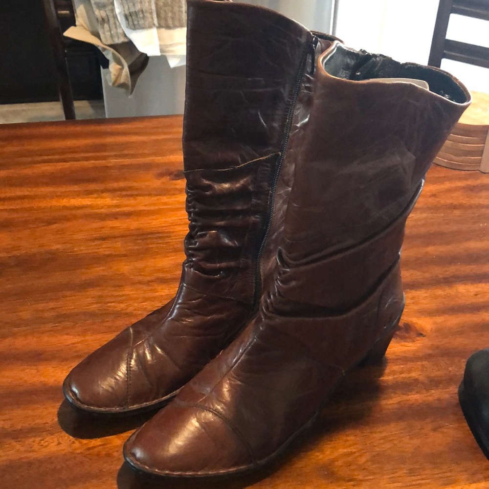 Leather boots